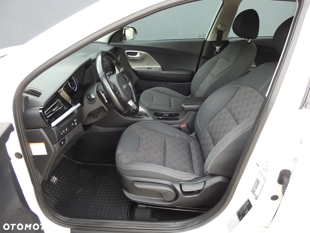 Kia Niro 1.6 GDI Hybrid L - 7