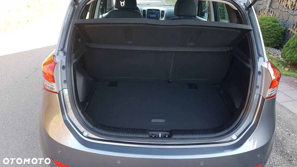 Hyundai ix20 1.4 Classic - 24