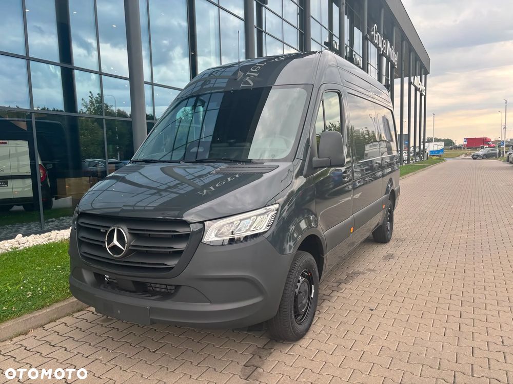 Mercedes-Benz Sprinter 319 CDI Furgon PRO standard