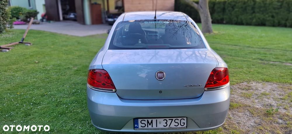 Fiat Linea 1.3 MJ 16V Dynamic - 12