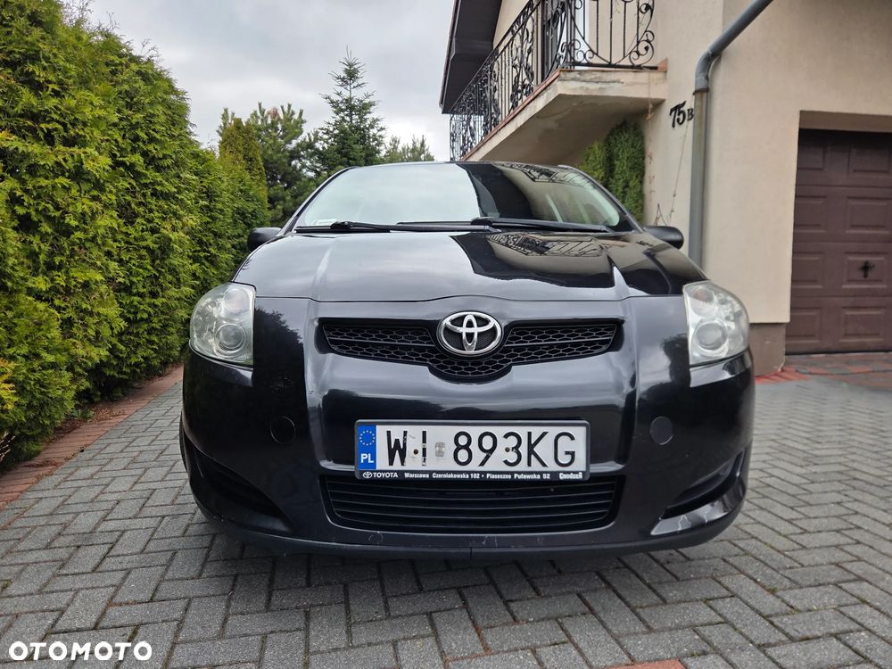 Toyota Auris 1.4 D-4D Terra - 3