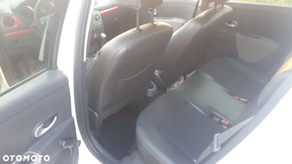 Renault Clio 1.2 16V Expression - 14