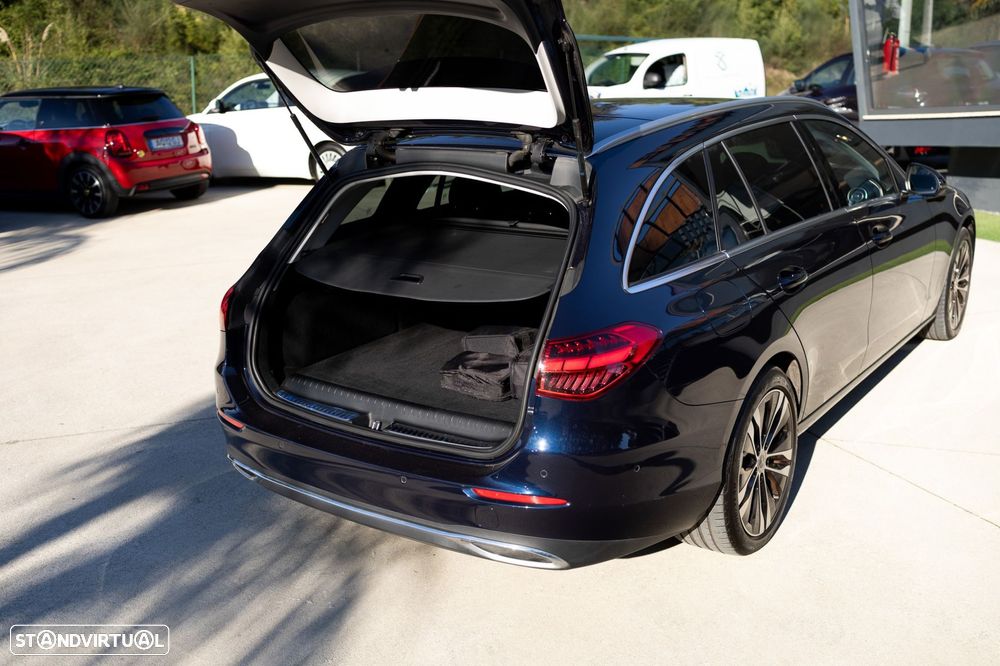 Mercedes-Benz C 300 e Avantgarde - 33