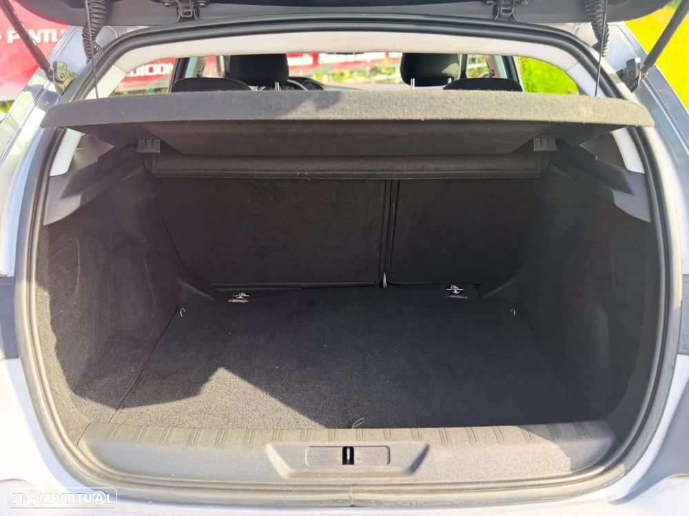 Peugeot 308 1.6 e-HDi Active J17 - 13