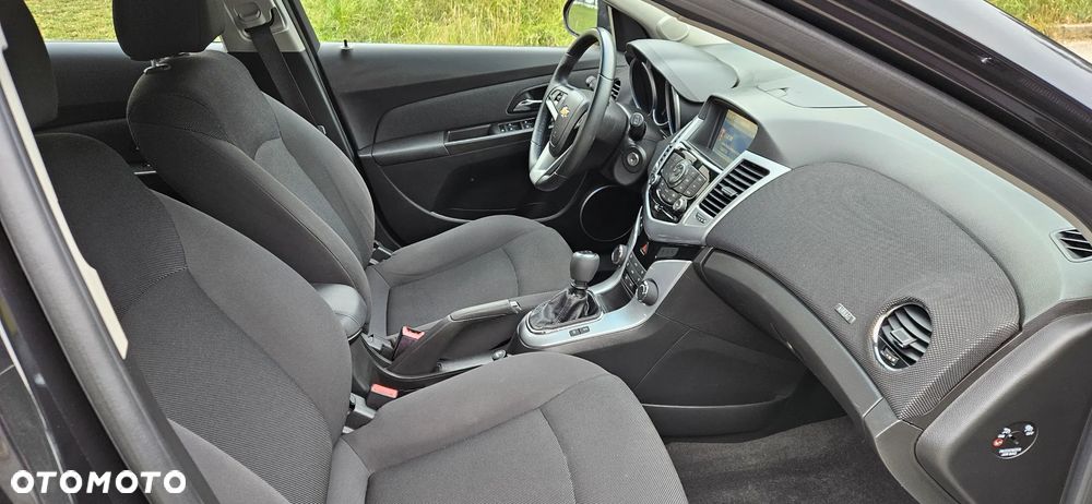 Chevrolet Cruze - 17