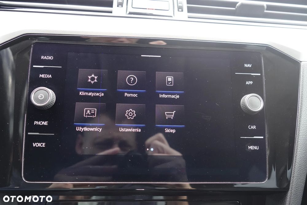 Volkswagen Passat 2.0 TDI EVO Business DSG - 30