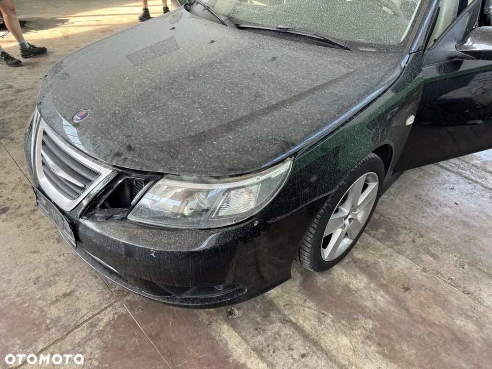 Lampa maska pas chłodnice Saab 93 2008r vector 298 5MU Italia - 2