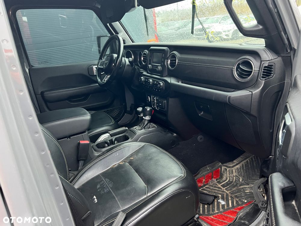 Jeep Wrangler Unlimited GME 2.0 Turbo Sahara - 17