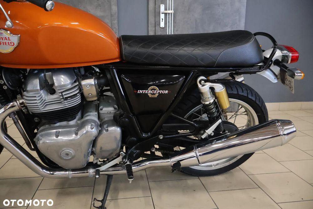 Royal Enfield Interceptor - 20