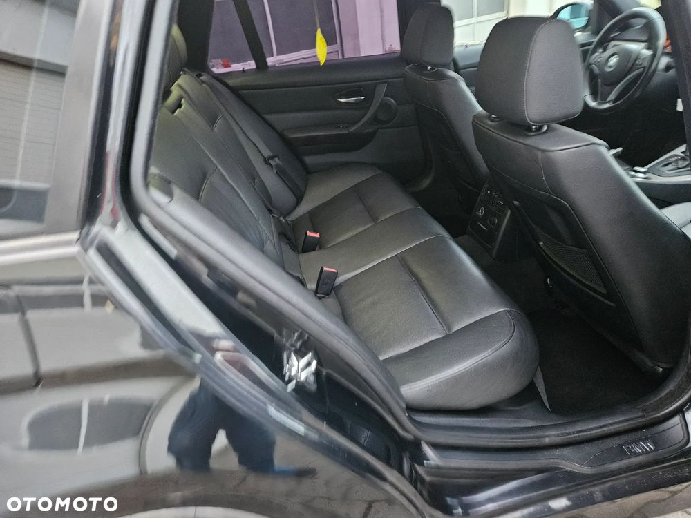 BMW Seria 3 - 11