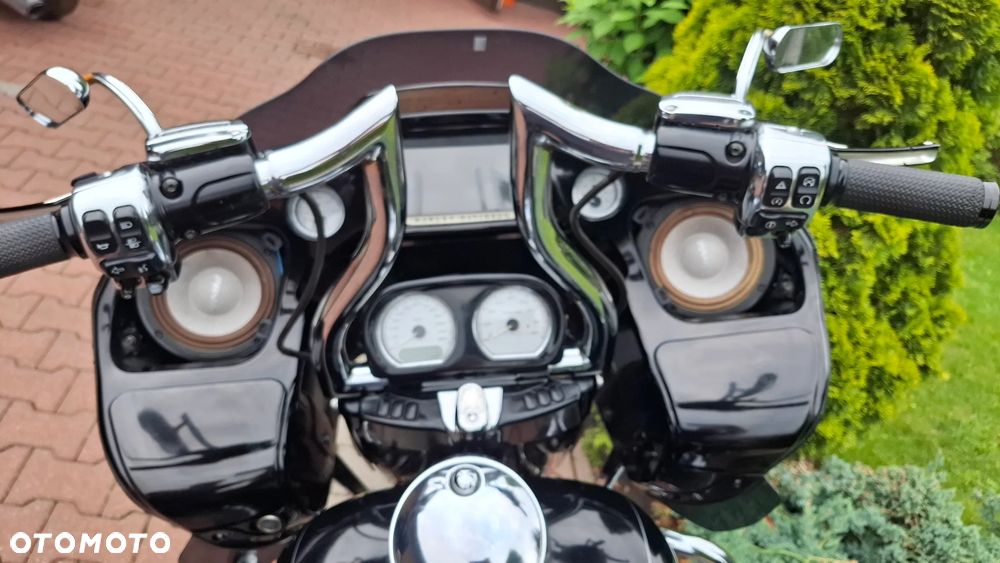 Harley-Davidson Touring Road Glide - 21