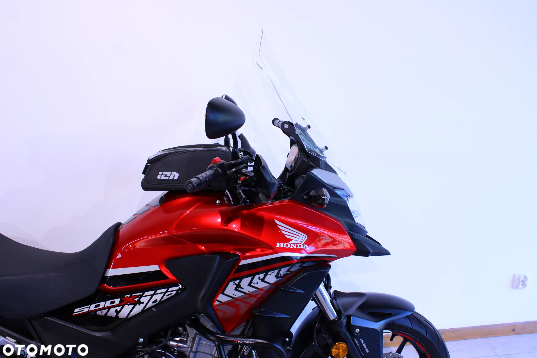 Honda CB - 12