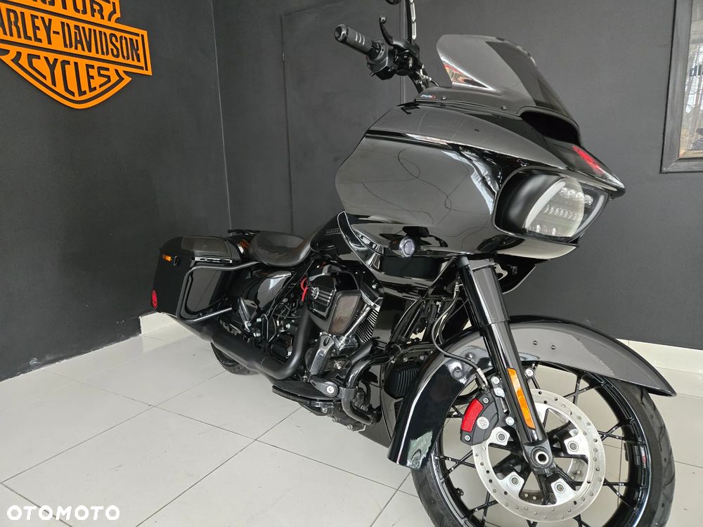 Harley-Davidson Touring Road Glide - 10