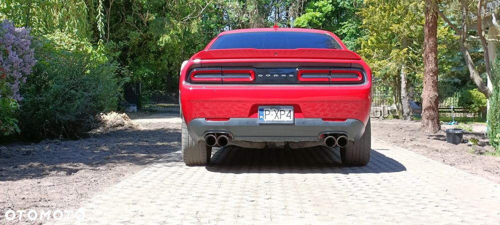 Dodge Challenger - 7