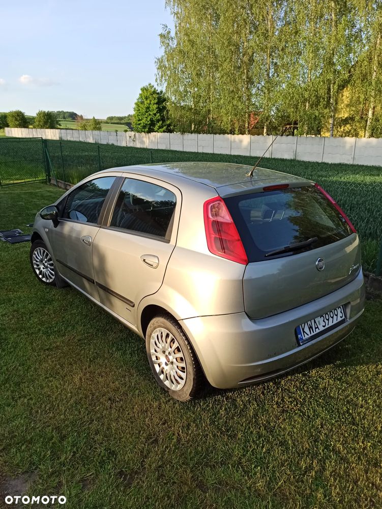Fiat Grande Punto 1.4 8V - 5