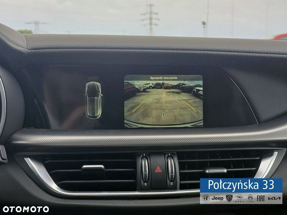 Alfa Romeo Stelvio - 21