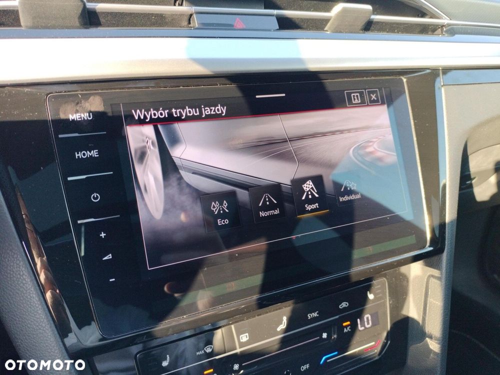 Volkswagen Arteon 2.0 TSI R-Line DSG - 28