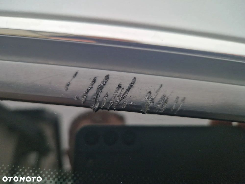 Audi A6 Allroad - 11