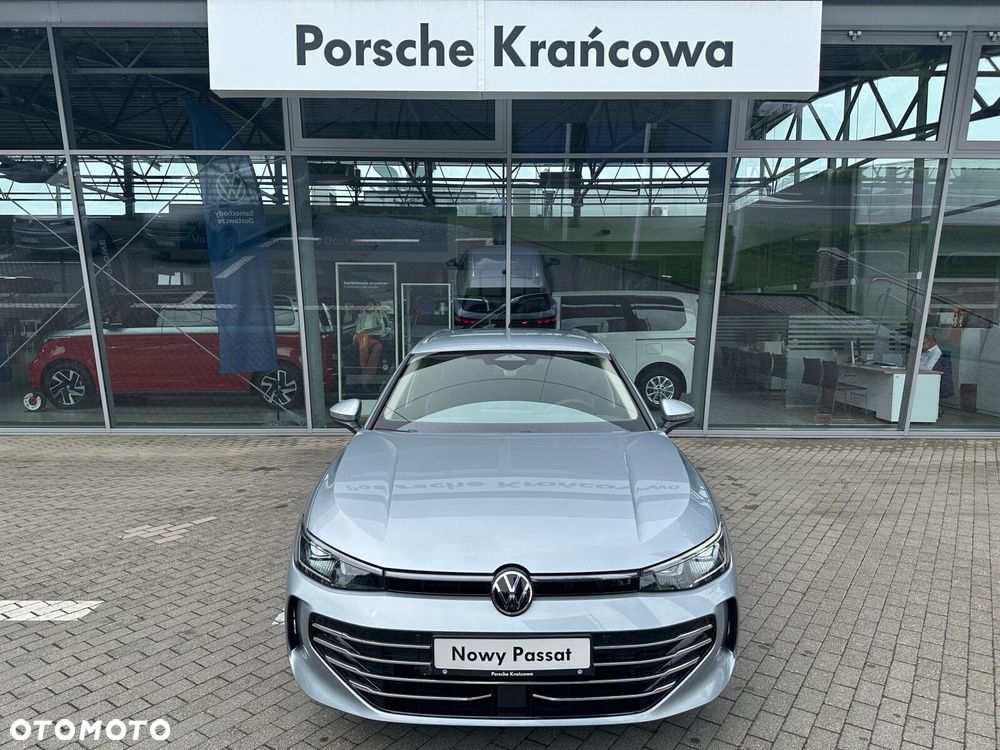 Volkswagen Passat - 4