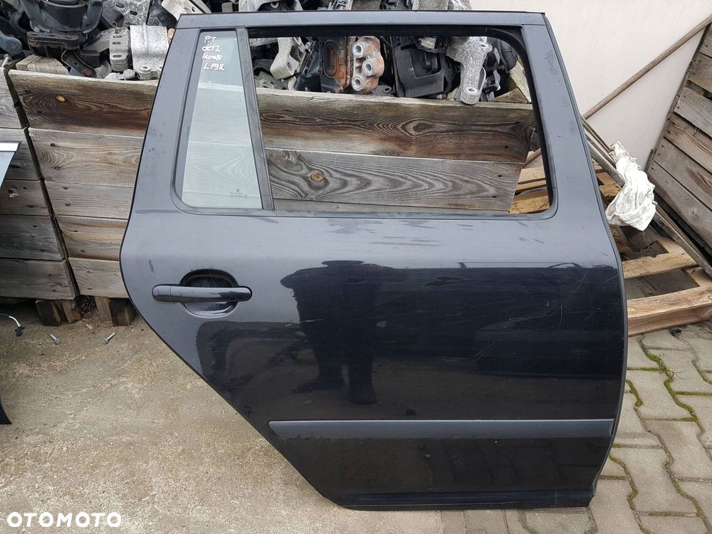 SKODA OCTAVIA 2 II LIFT 08-12r KOMBI DRZWI PRAWE TYŁ TYLNE LF9R - 1