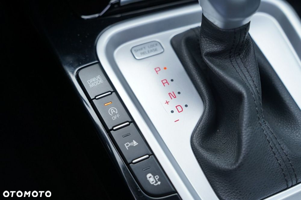 Kia XCeed - 31