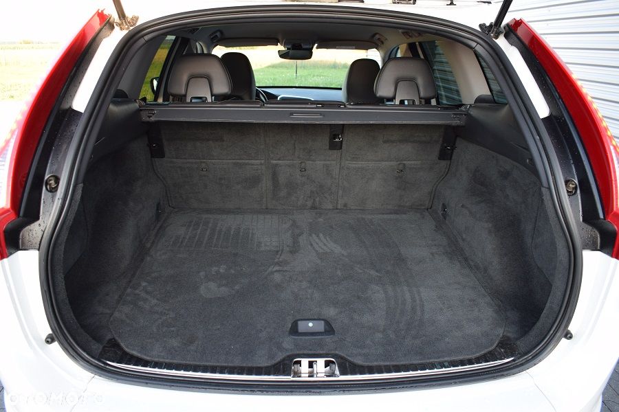 Volvo XC 60 D4 Geartronic Summum - 8