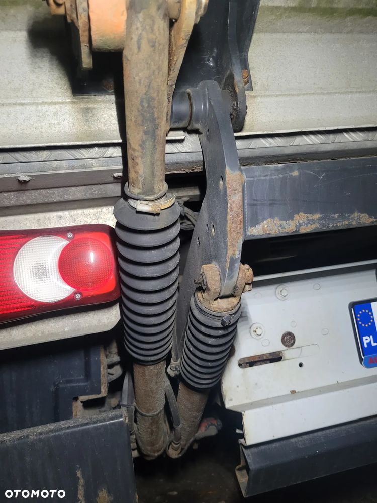 Kontener z winda Master 3 Movano 2 Nissan - 10