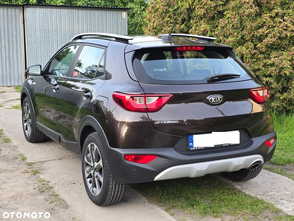 Kia Stonic 1.4 L - 4