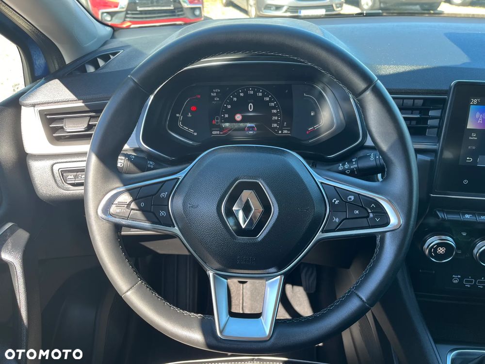 Renault Captur - 28