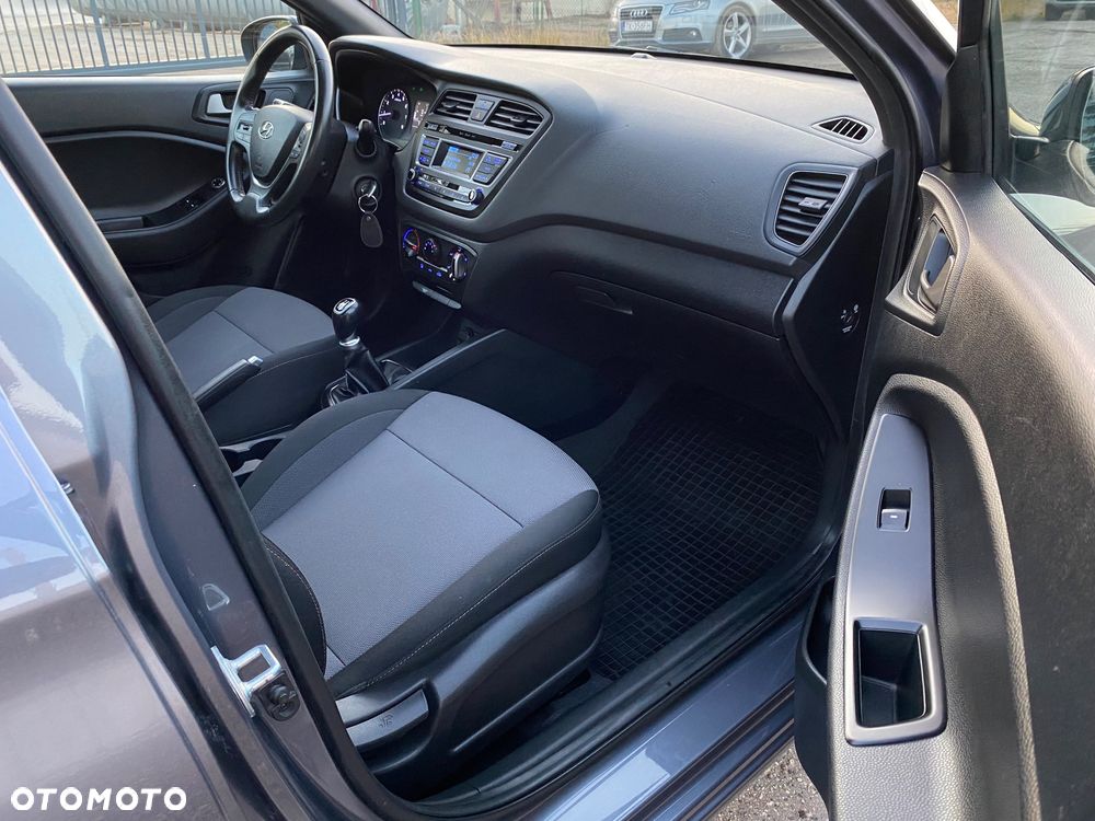 Hyundai i20 1.2 Comfort - 31