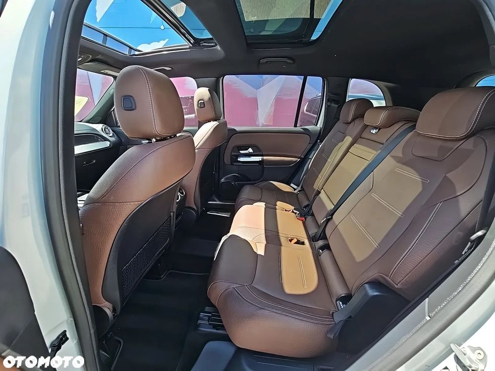 Mercedes-Benz GLB 250 4Matic 8G-DCT AMG Line - 10