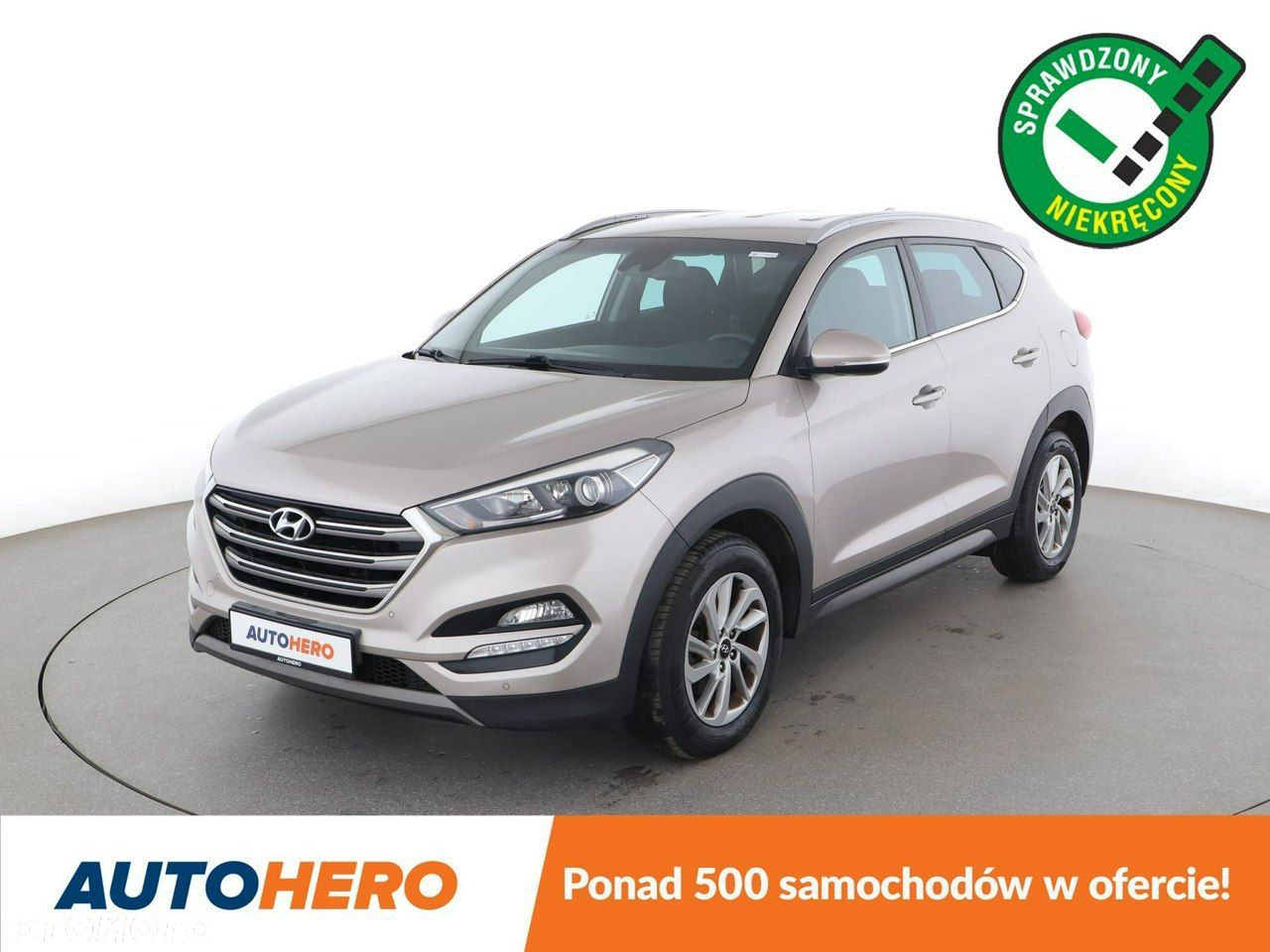 Hyundai Tucson 1.7 CRDI BlueDrive Style 2WD - 1