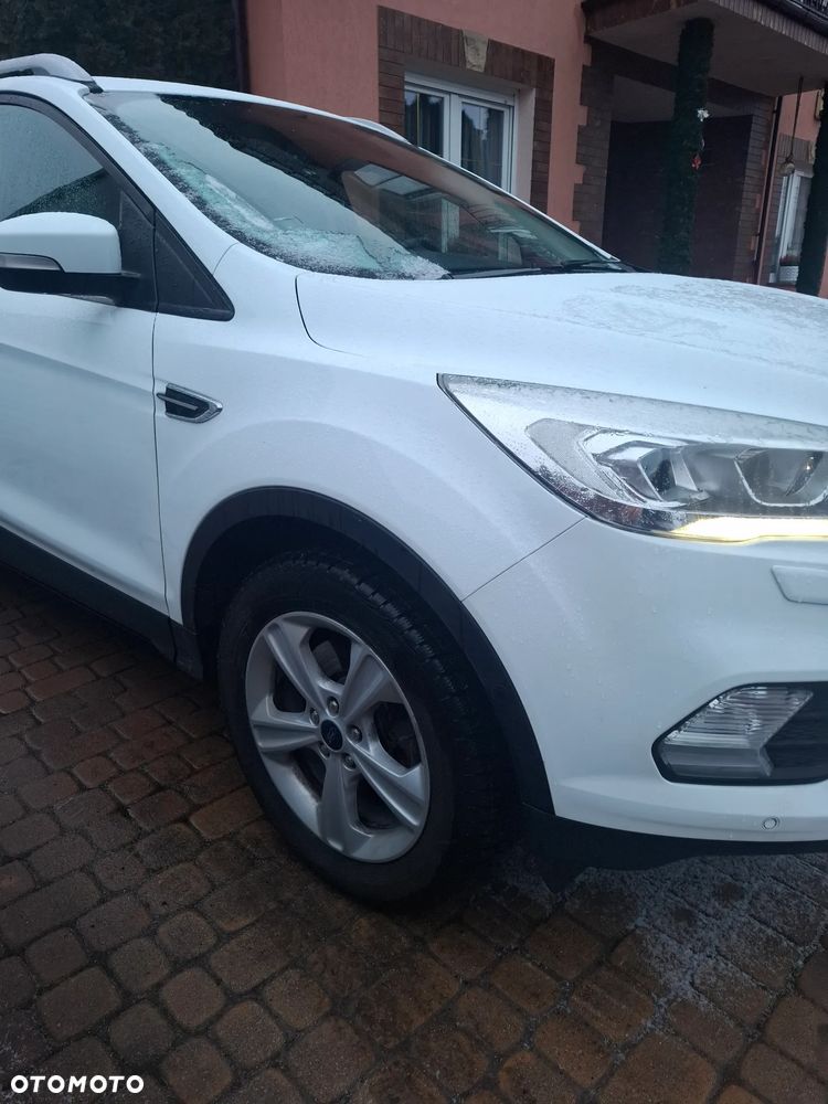 Ford Kuga 2.0 TDCi 2x4 Cool & Connect - 8