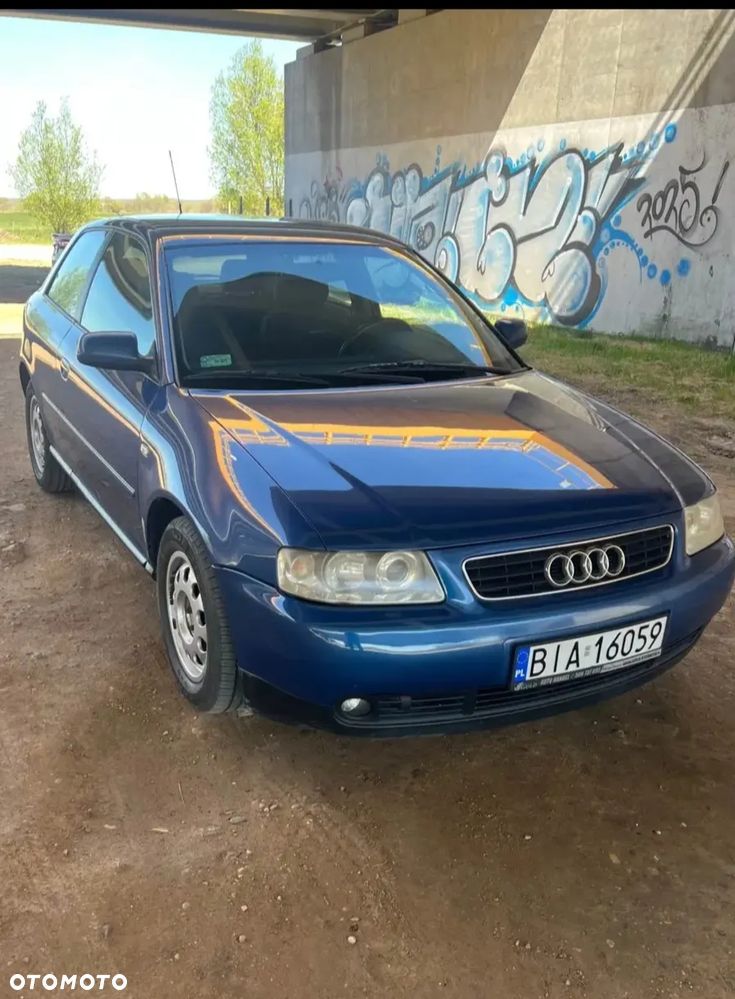 Audi A3 3-drzwiowe 1.8 Attraction - 7