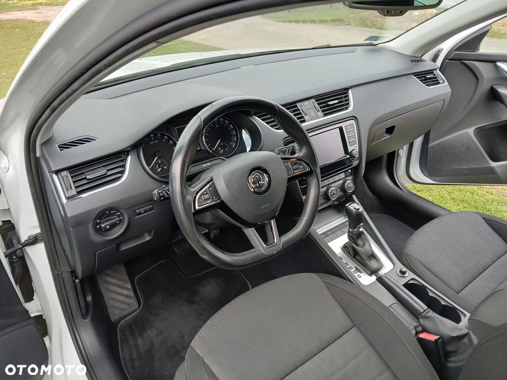 Skoda Octavia 2.0 TDI 4x4 Ambition DSG - 29