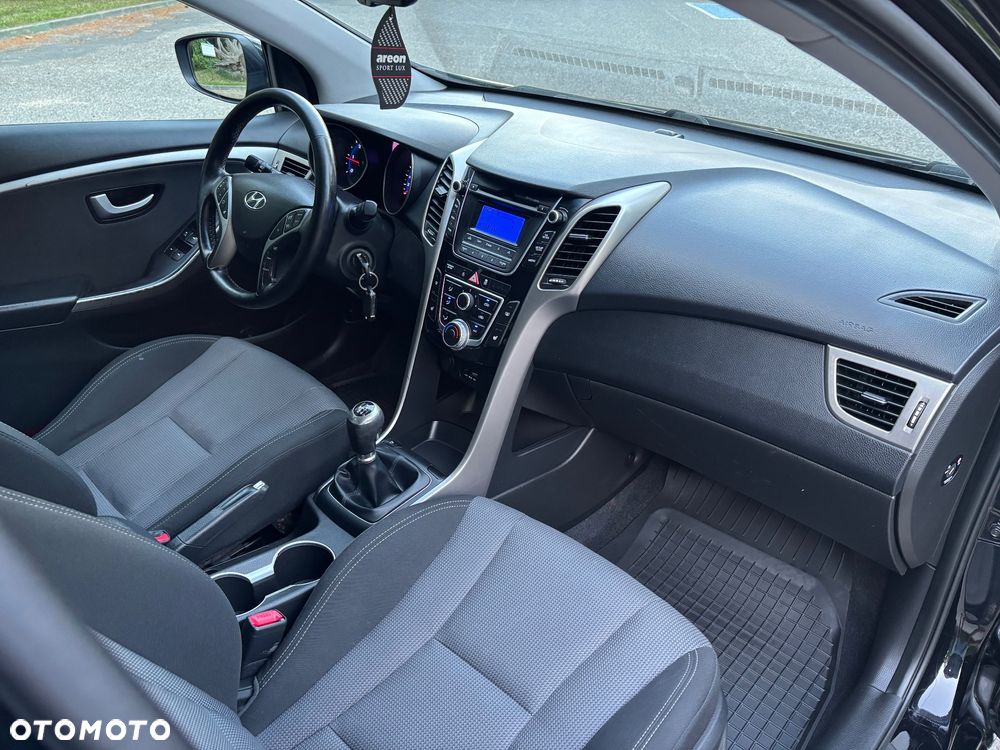 Hyundai i30 - 11