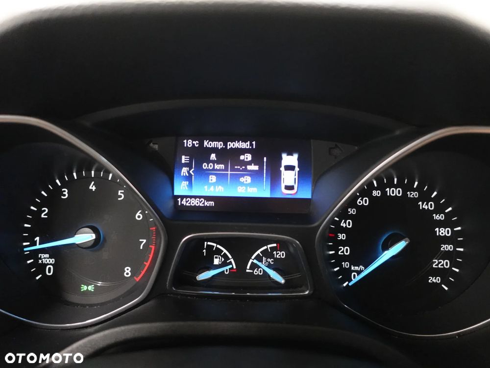 Ford Focus 1.0 EcoBoost Edition - 38
