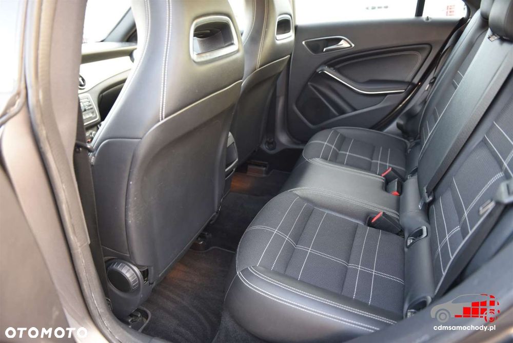 Mercedes-Benz CLA - 17