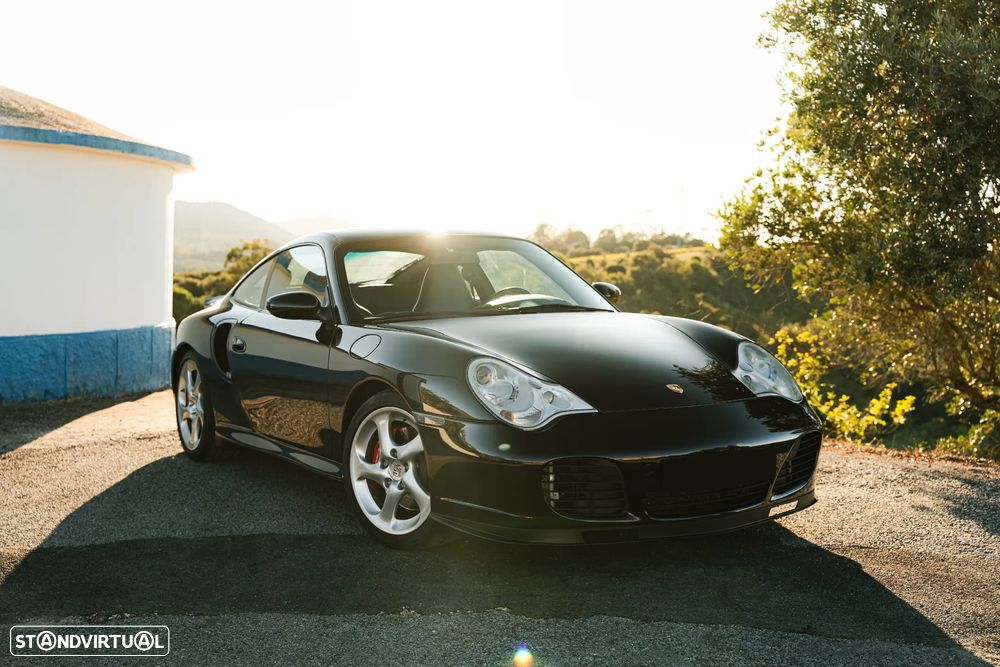 Porsche 911 (996) Turbo - 17