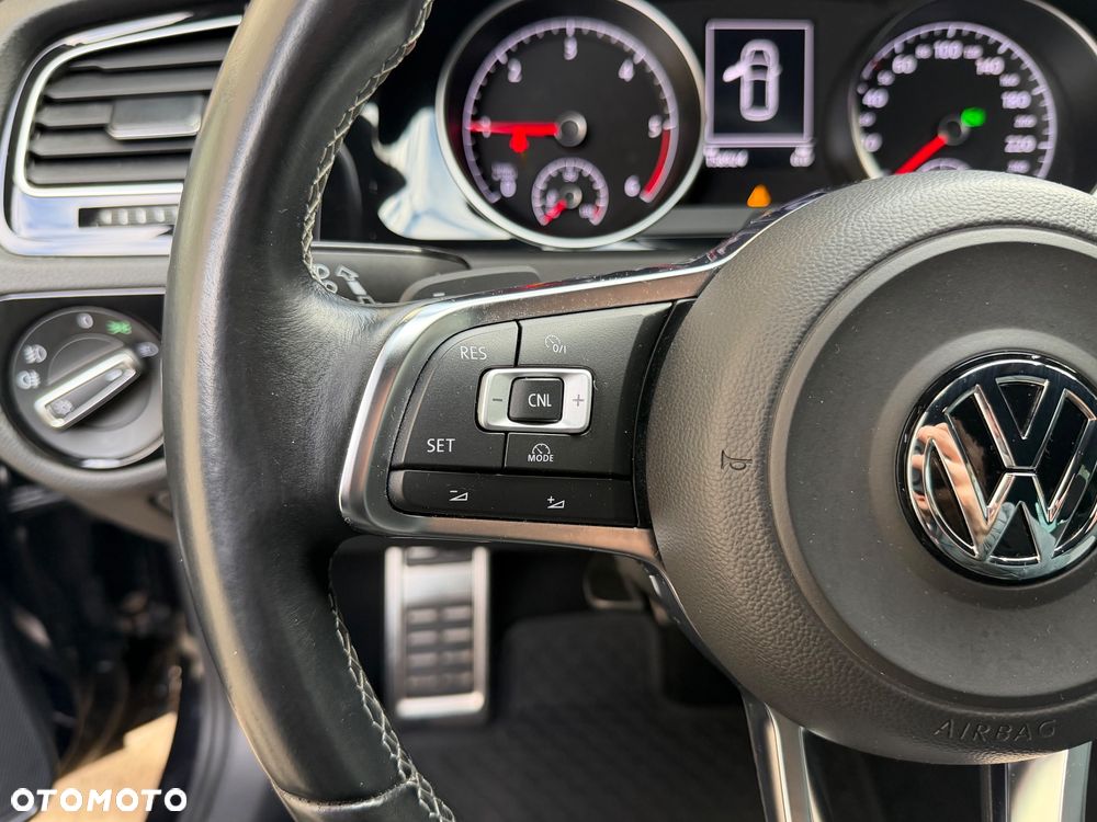 Volkswagen Golf 2.0 TDI (BlueMotion Technology) DSG Highline - 23