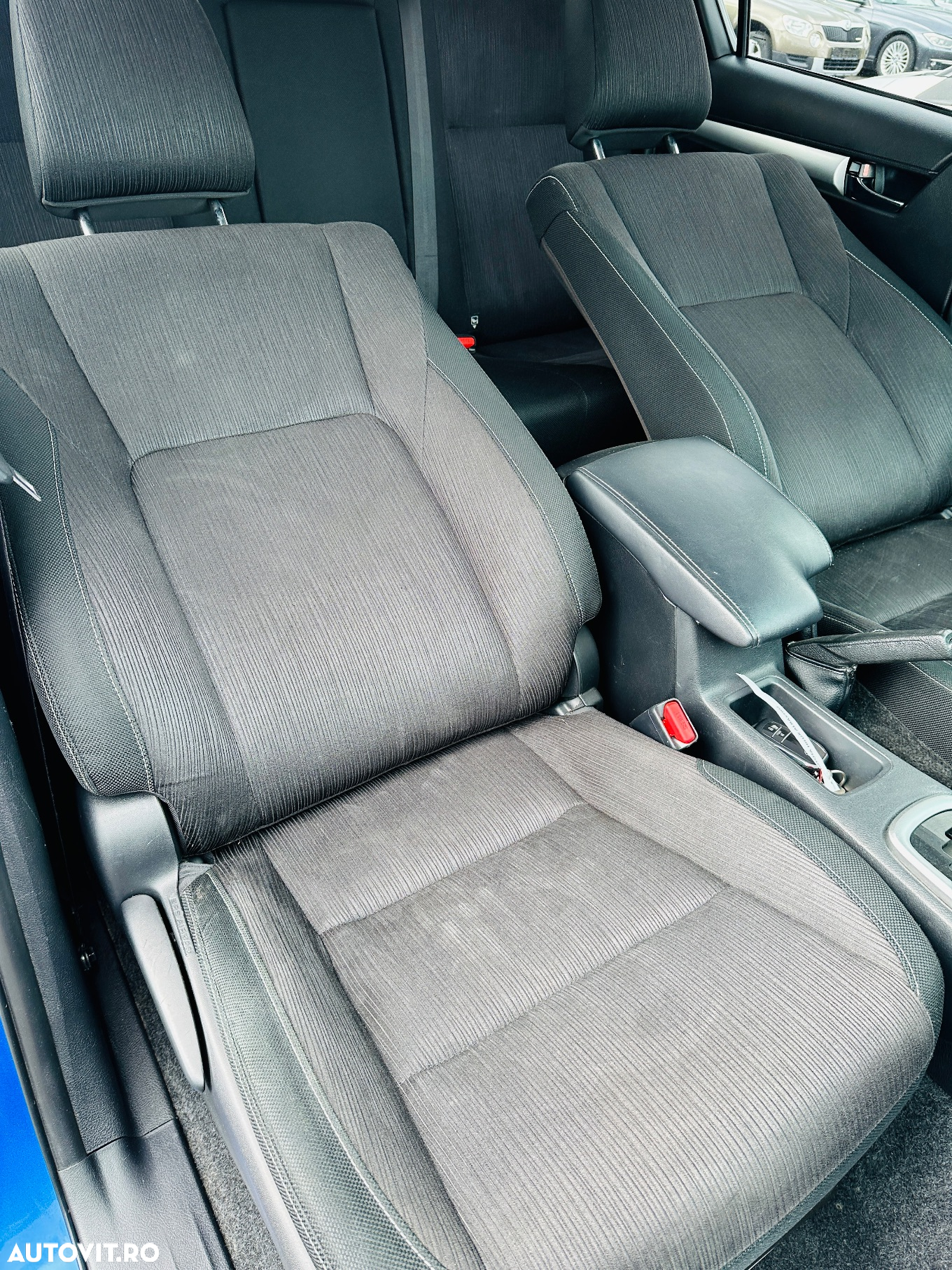 Toyota Hilux - 22
