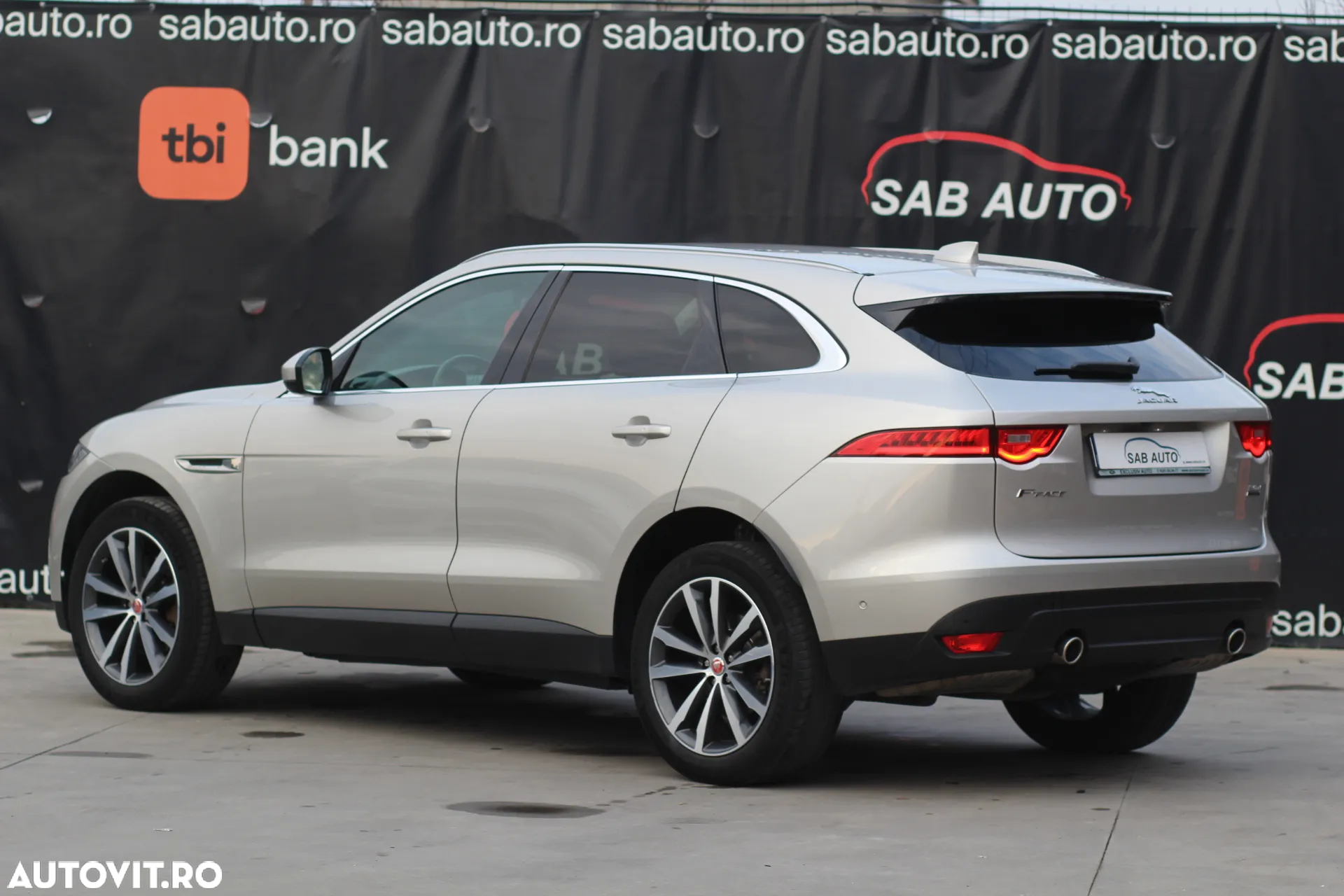 Jaguar F-Pace 3.0 AWD First Edition - 22