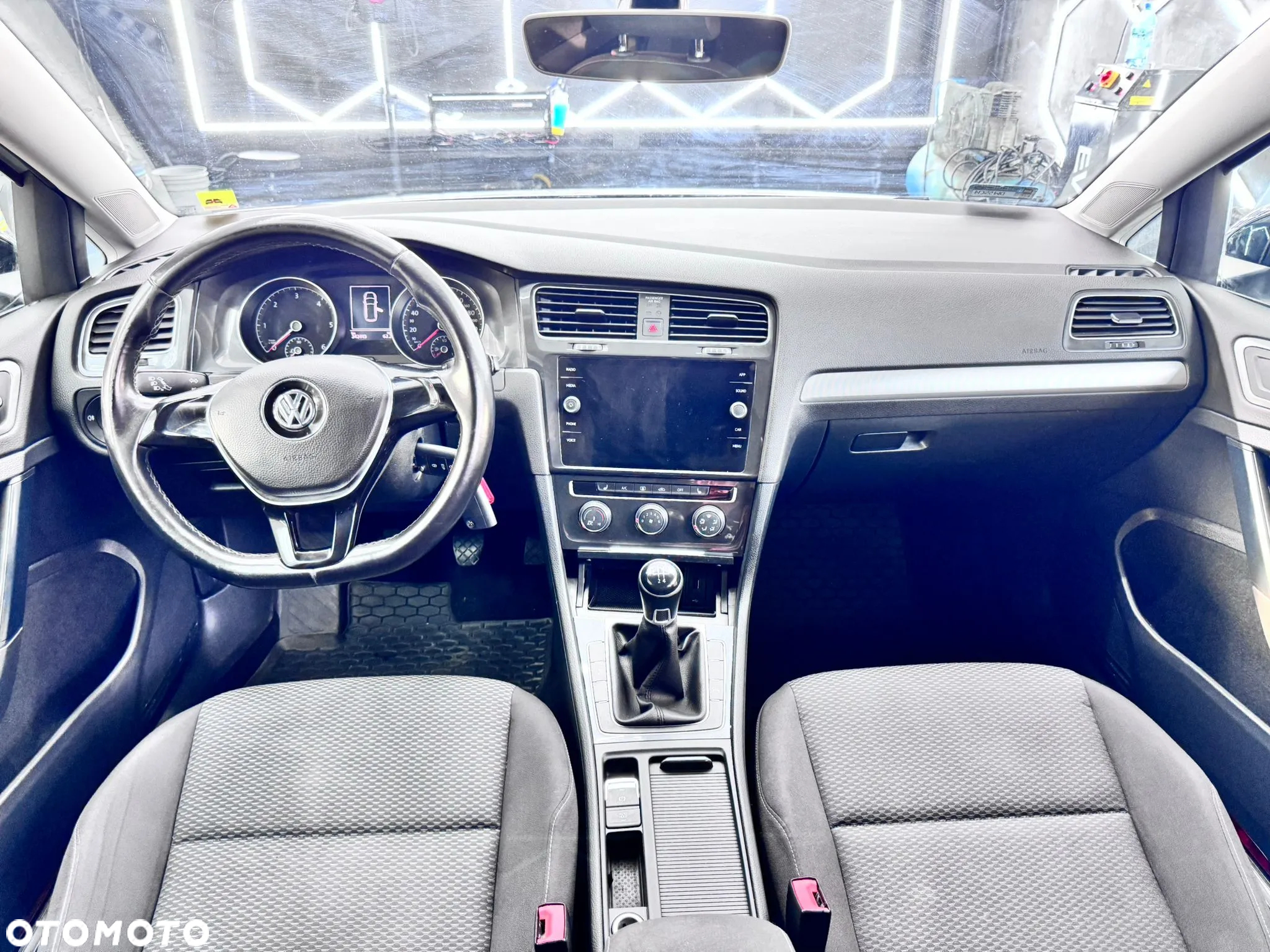 Volkswagen Golf VII 1.6 TDI BMT Trendline - 20