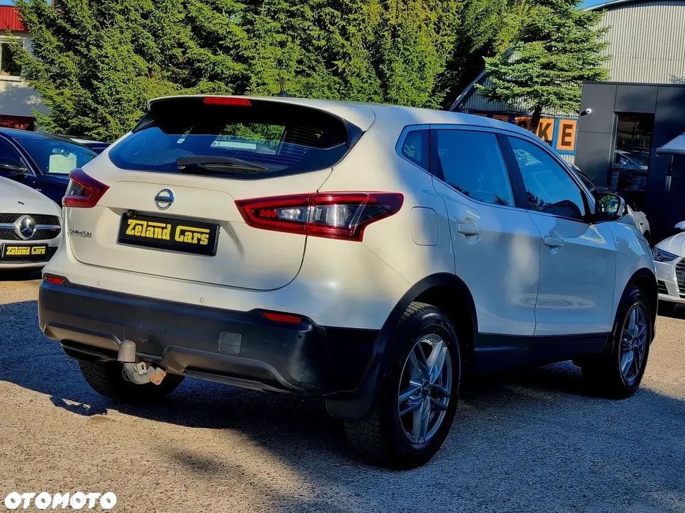 Nissan Qashqai 1.3 DIG-T VISIA - 5