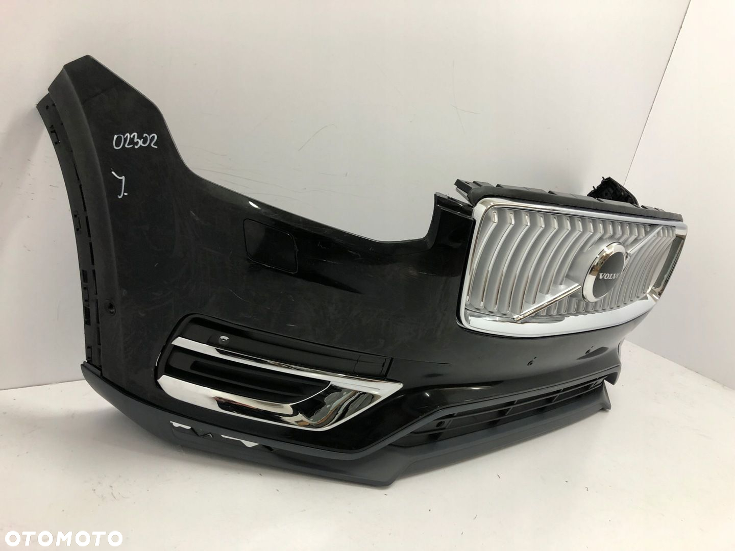 VOLVO XC90 II 2021- LIFT INSCRIPTION ZDERZAK PRZEDNI 6XPDC - 2