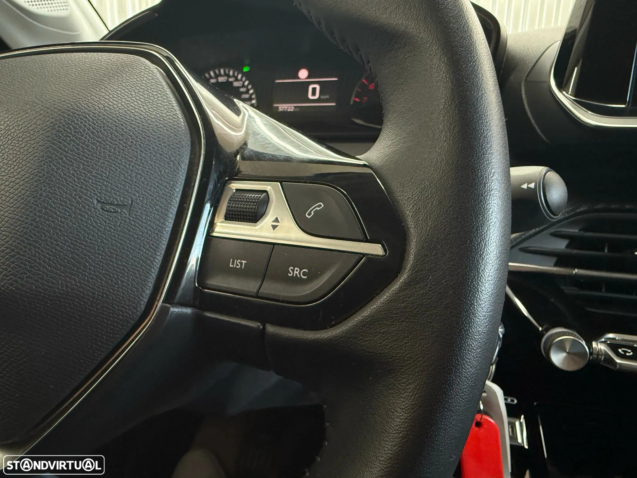 Peugeot 208 1.5 BlueHDi Allure - 30