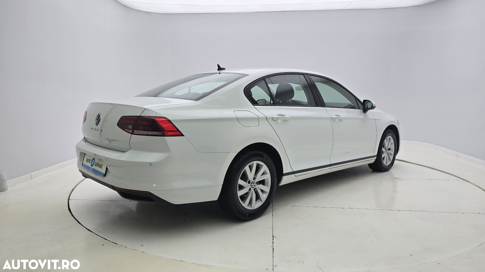 Volkswagen Passat 2.0 TDI DSG Comfortline - 6