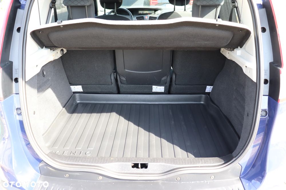 Renault Scenic 1.6 16V 110 Expression - 18