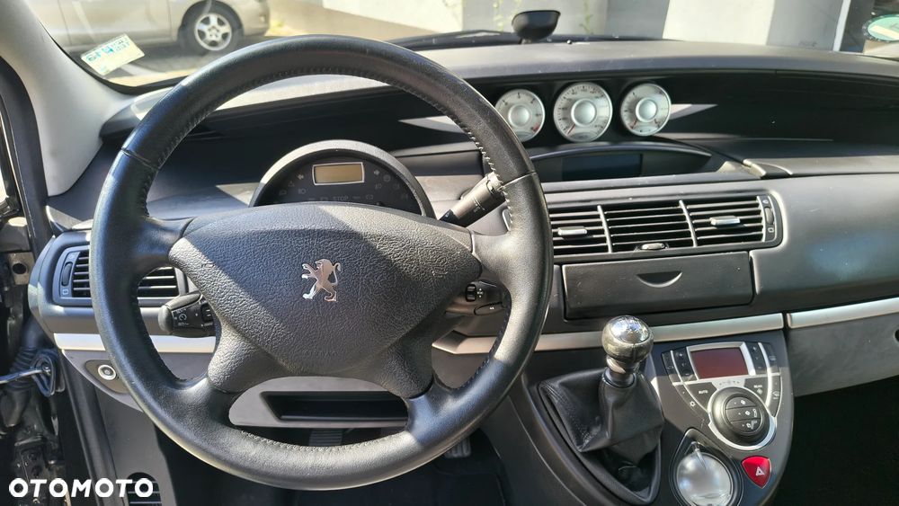 Peugeot 807 2.0 HDi Premium Euro5 - 12