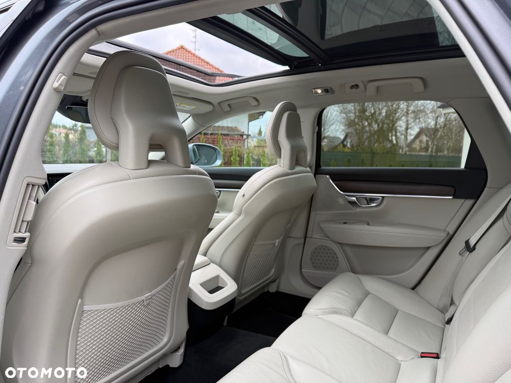 Volvo V90 Cross Country T5 AWD Pro - 6